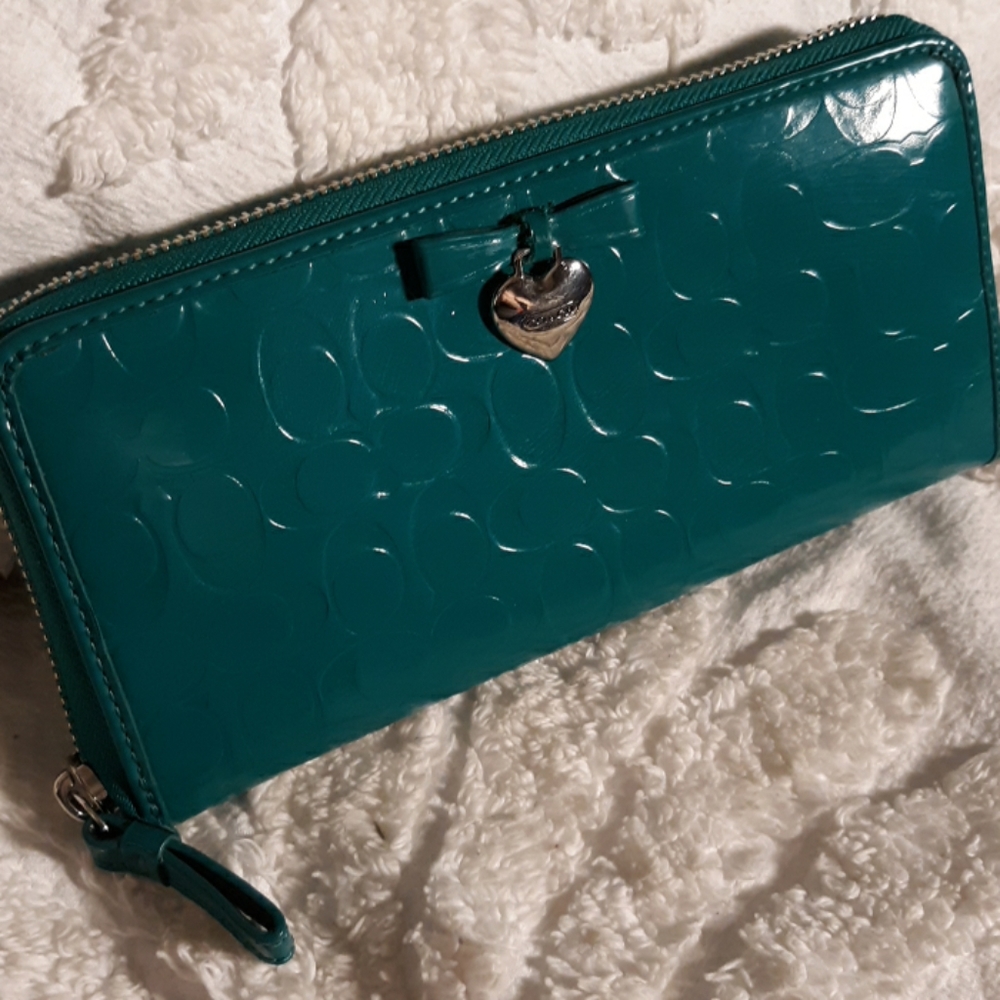 Coach Classic Zip Around Wallet